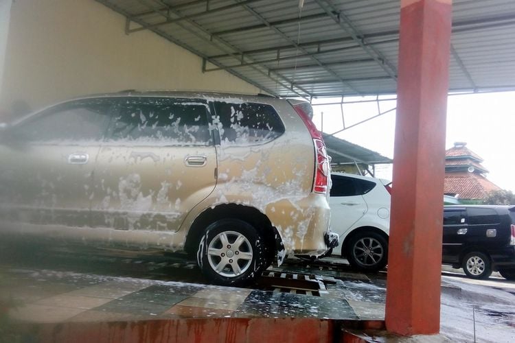 3 Mekanik SMK Cilacap Juara LKS Otomotif: Rahasia Skill yang Bikin Bengkel Lokal Kewalahan